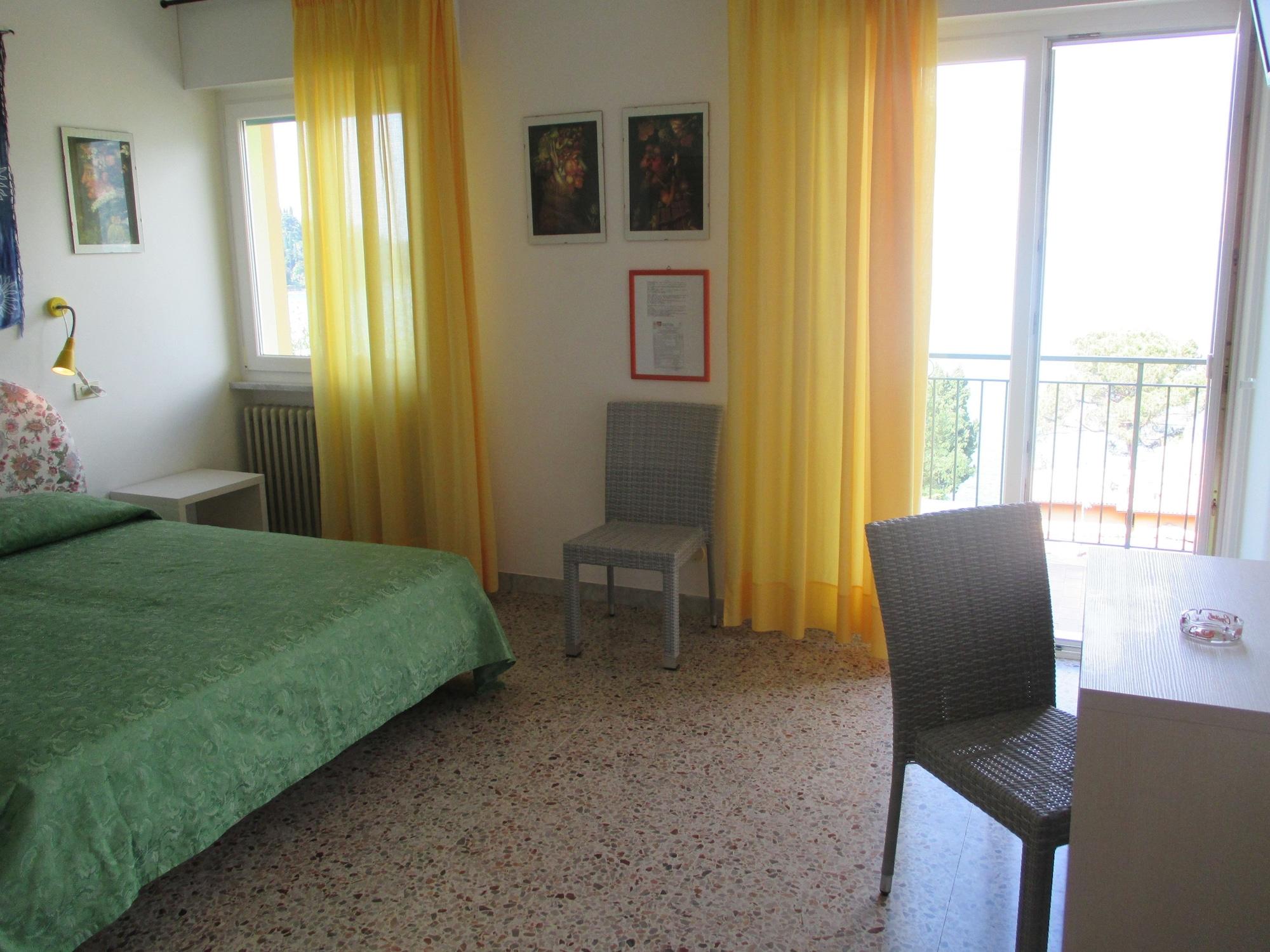 Hotel Casa Popi Malcesine Ngoại thất bức ảnh