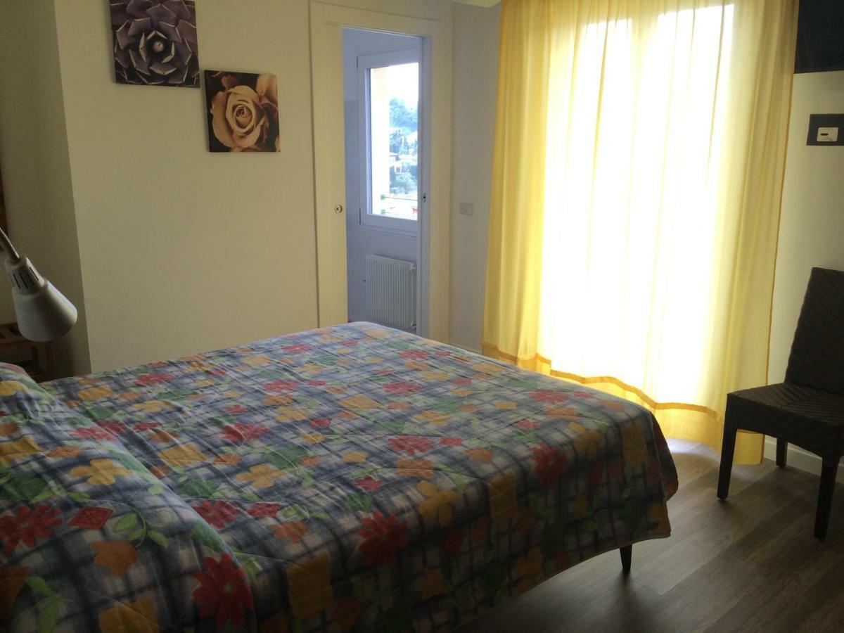 Hotel Casa Popi Malcesine Ngoại thất bức ảnh