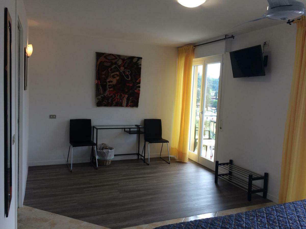 Hotel Casa Popi Malcesine Ngoại thất bức ảnh