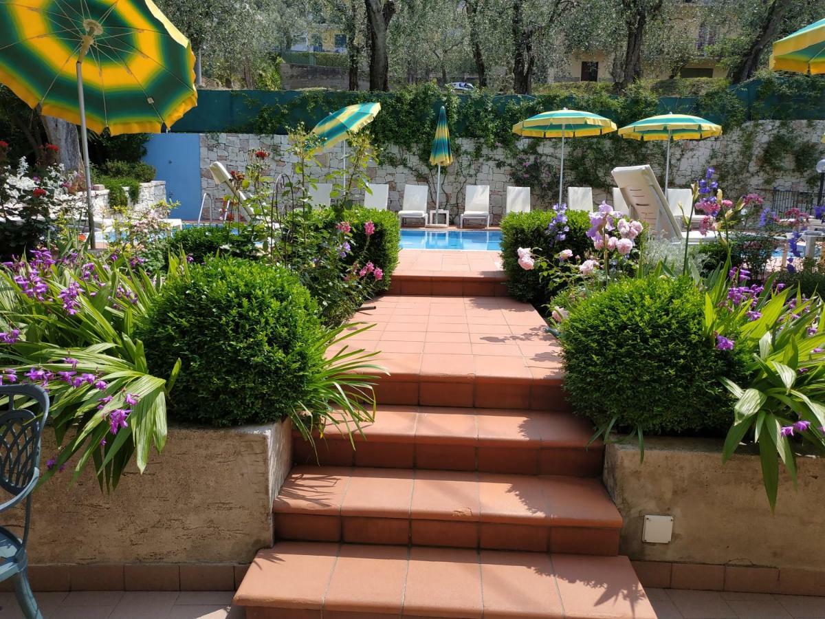 Hotel Casa Popi Malcesine Ngoại thất bức ảnh